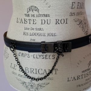 BCBG Adjustable skinny vegan black and navy belt L